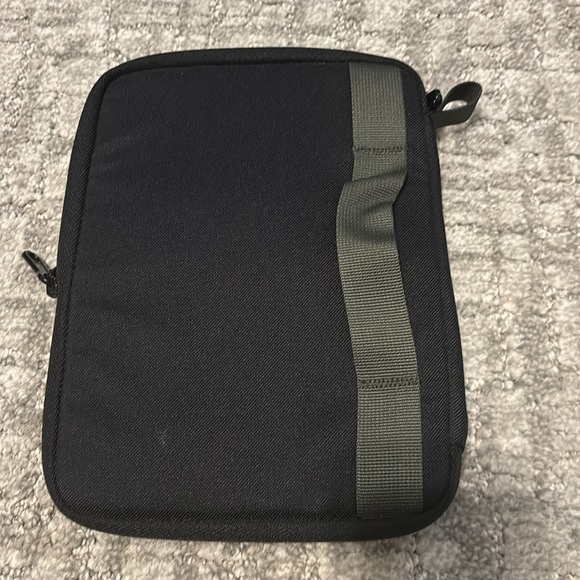 Patagonia padded mini zipper case - Picture 3 of 7